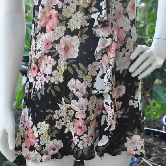 2/$10 Billabong XS Sun Dress - Picture 3 of 5